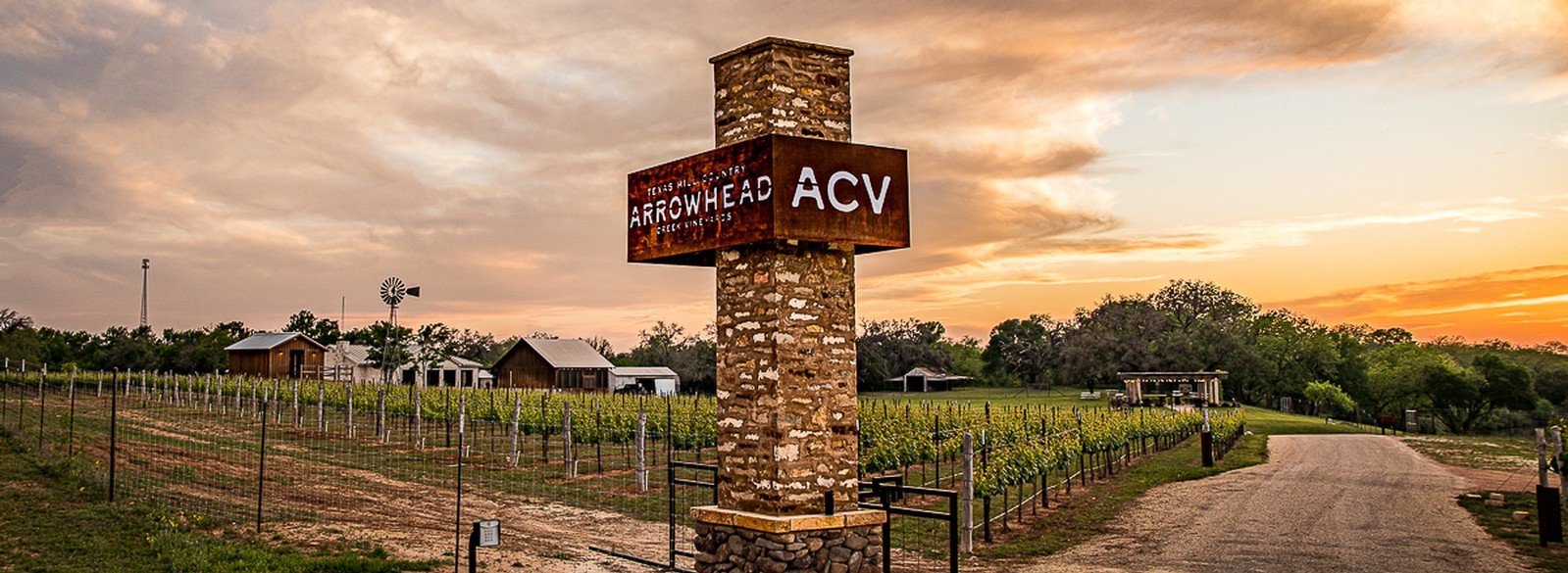 Arrowhead Creek Vineyard Entrance