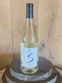 ACV Moscato Bottle